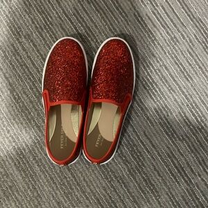 Like new worn once sparkly red shoes